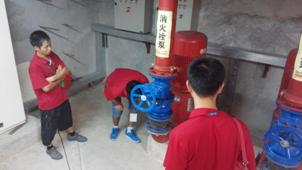水泵房检查水泵